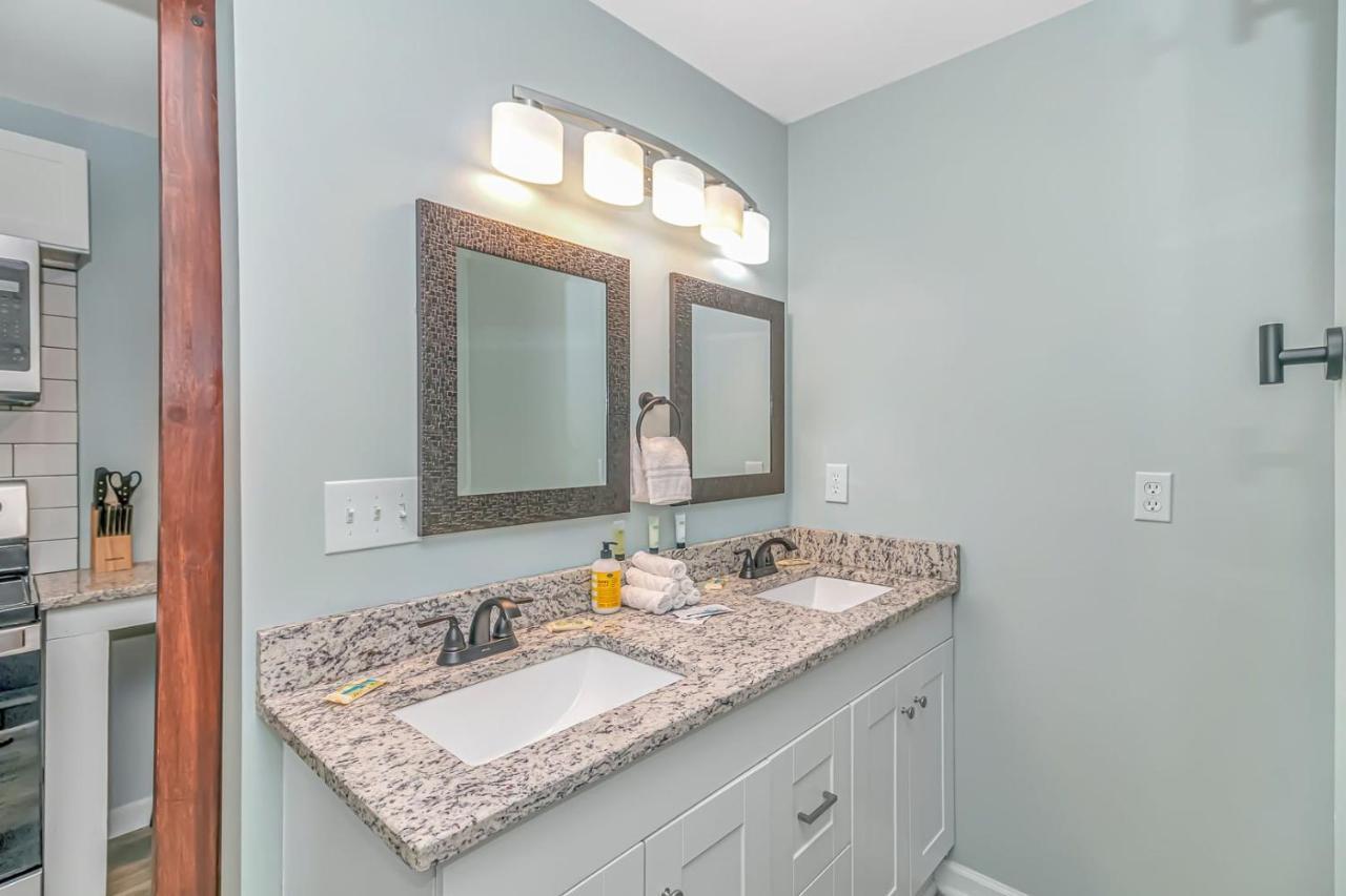 125 Atlantic Avenue Unit I - Pet Friendly! Walk To The Beach And Pier! 1Br -1Ba - Sleeps 2-4 Guests! Myrtle Beach Eksteriør bilde